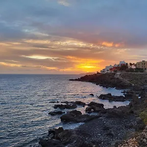 https://los-abrigos-romantico-loft-vista-oceanowifiplayas.in-canary-islands.com