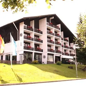 https://hotel-almberg.com-bavaria.com